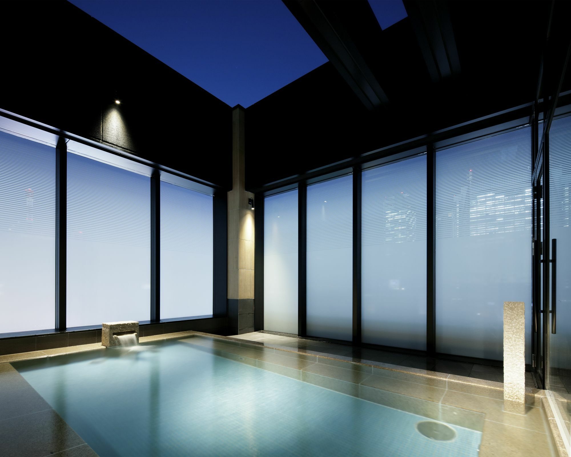 Candeo Hotels Tokyo Shimbashi Exterior photo